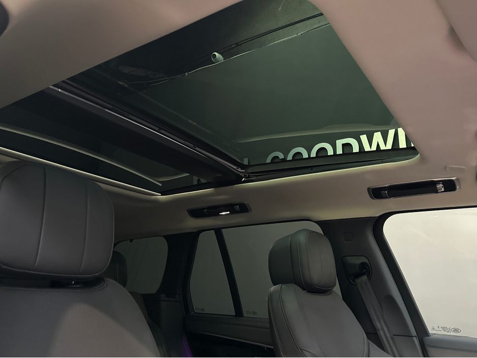 2025 Land Rover Range Rover