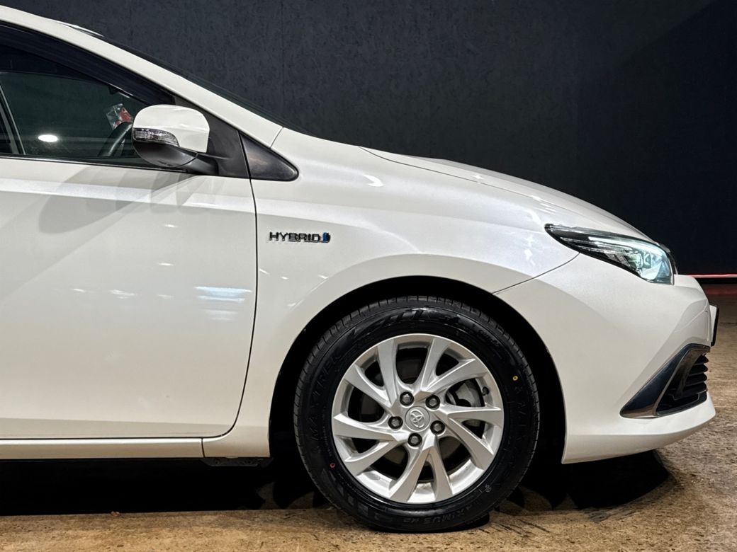 2017 Toyota Auris
