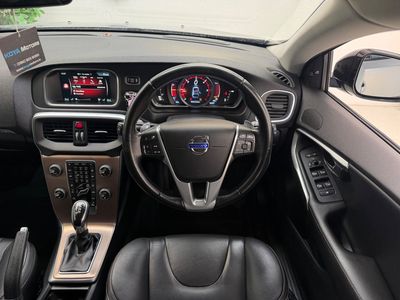 2016 Volvo V40 Cross Country
