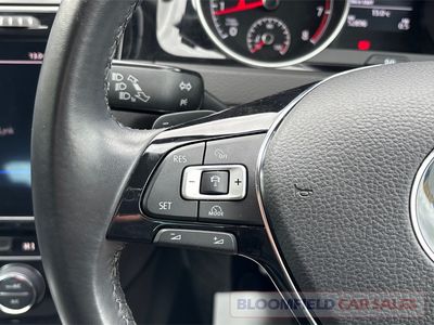 2017 Volkswagen Golf