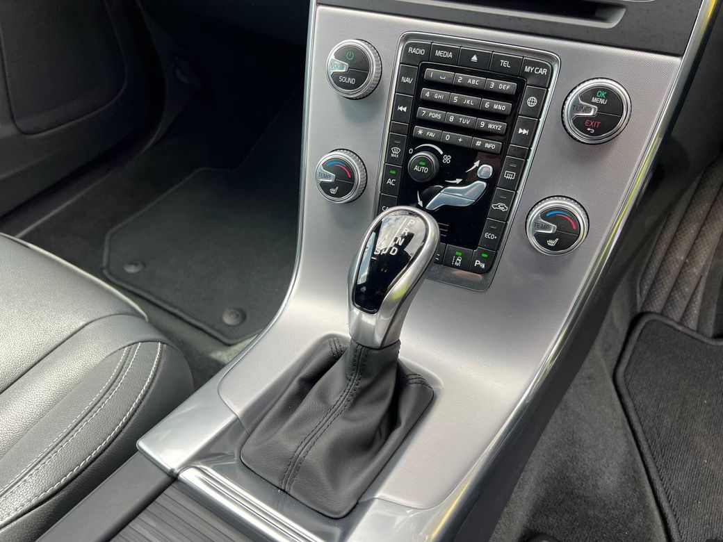 2017 Volvo V60
