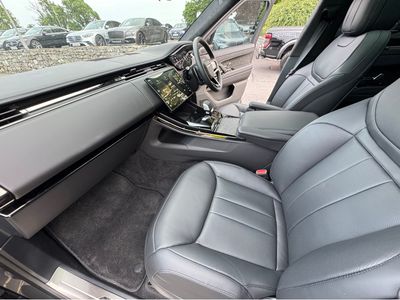 2025 Land Rover Range Rover Sport