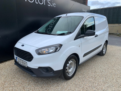 2023 Ford Transit Courier