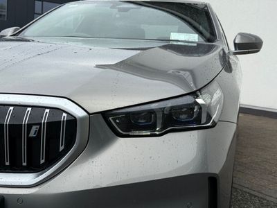 2025 BMW i5