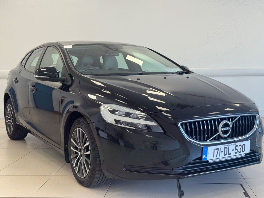 2017 Volvo V40