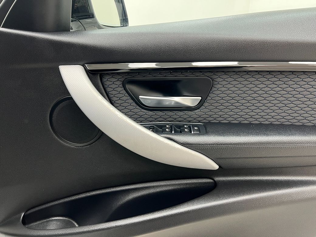 2018 BMW 3 Series