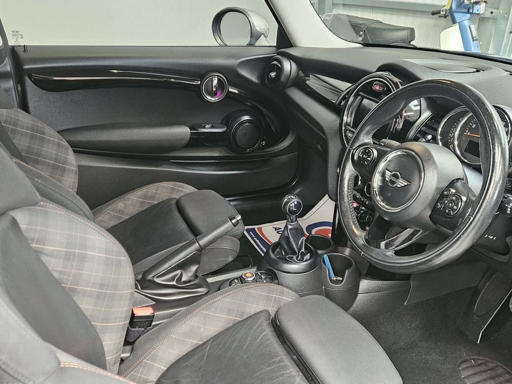 2017 Mini Cooper
