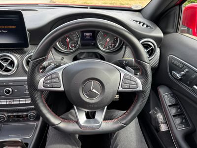 2017 Mercedes-Benz A 180