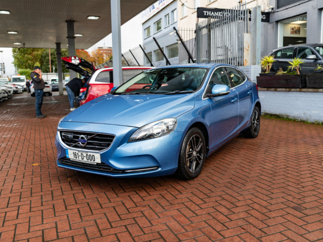 2016 Volvo V40