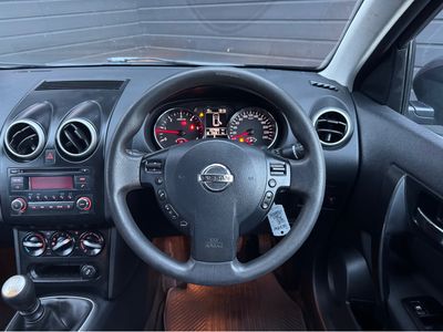 2013 Nissan Qashqai +2