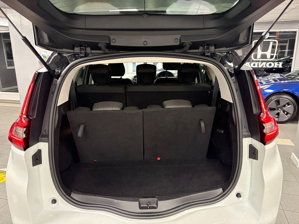 2021 Renault Grand Scenic