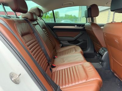 2015 Volkswagen Passat