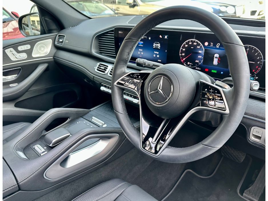 2025 Mercedes-Benz GLE Class