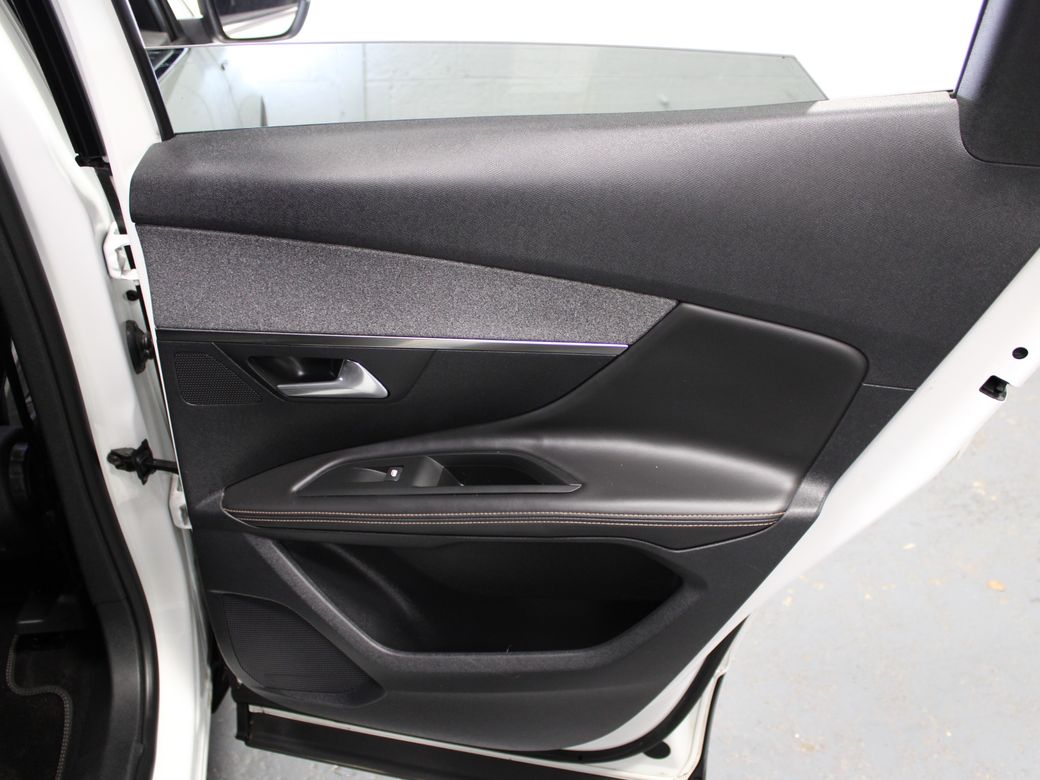 2018 Peugeot 3008