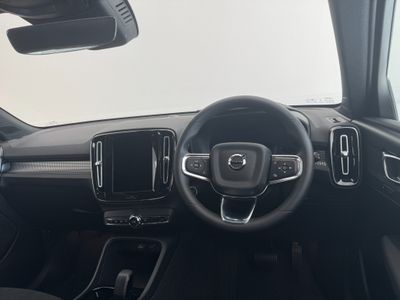 2026 Volvo XC40