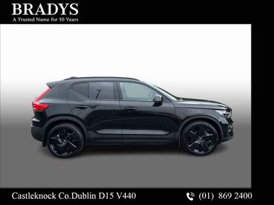 2025 Volvo EX40