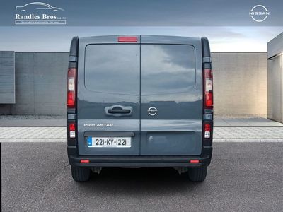 2022 Nissan Primastar