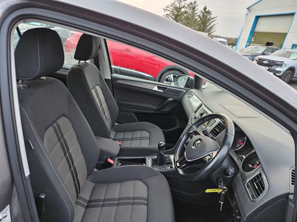 2016 Volkswagen Golf