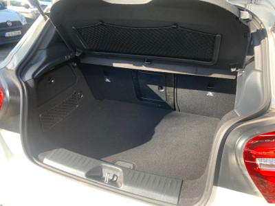 2017 Mercedes-Benz A 180