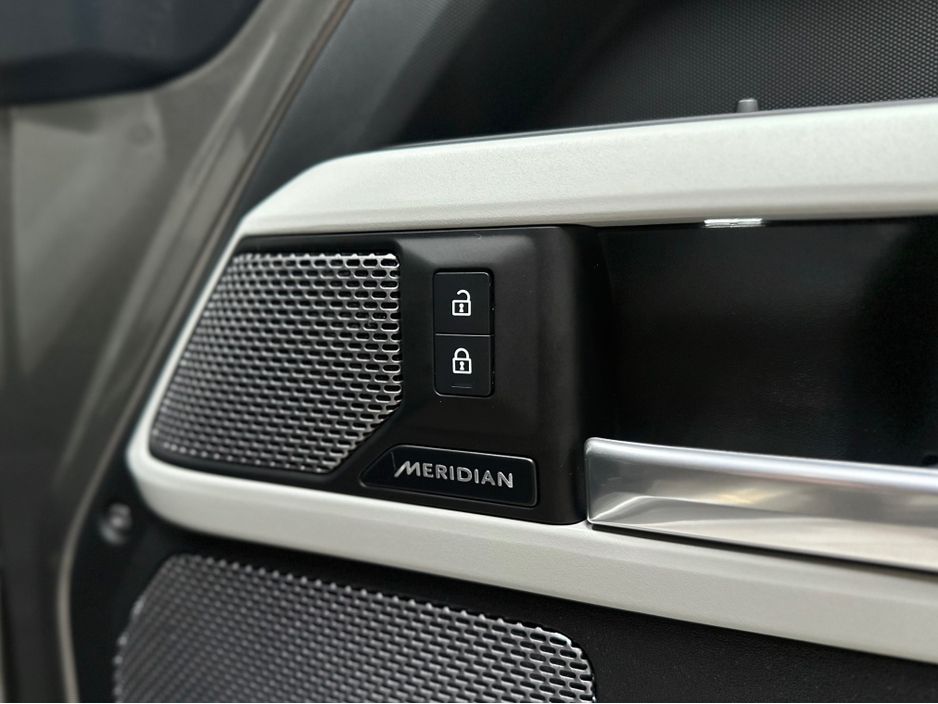 2024 Land Rover Defender