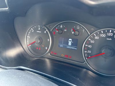 2016 Kia Carens