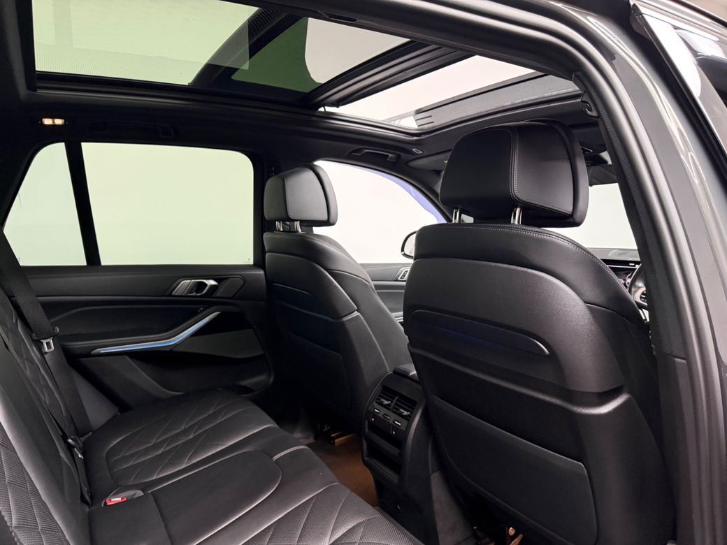 2023 BMW X5