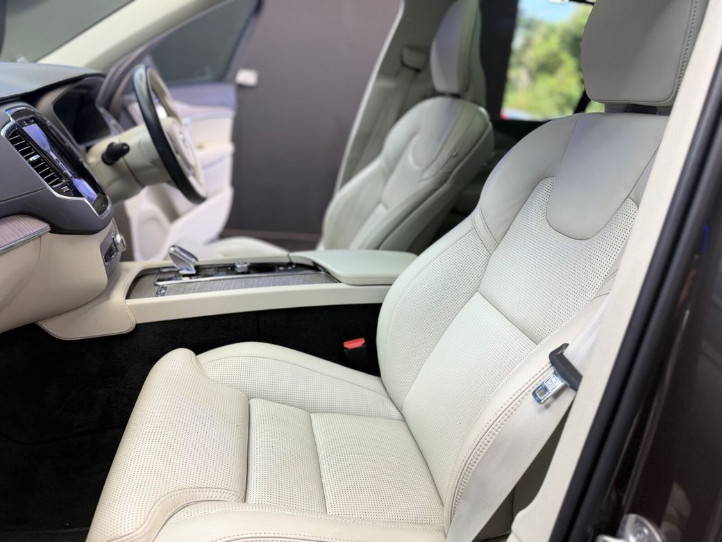 2023 Volvo XC90