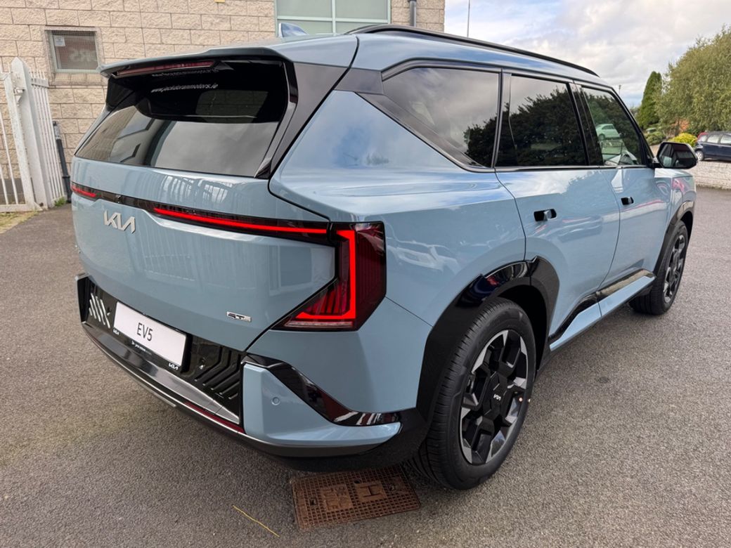 2027 Kia EV5