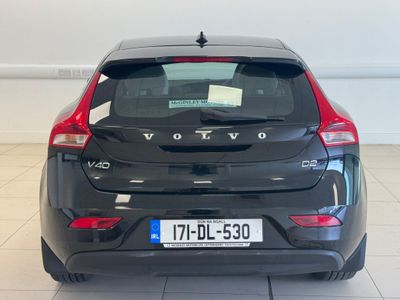 2017 Volvo V40