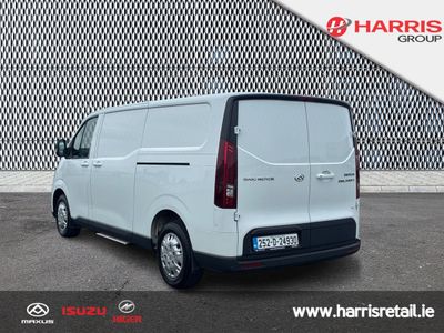 2025 White Maxus Deliver 7