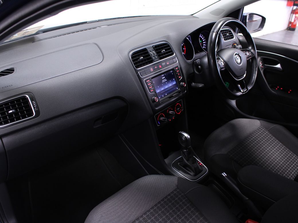 2017 Volkswagen Polo