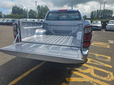 2025 Isuzu D-MAX