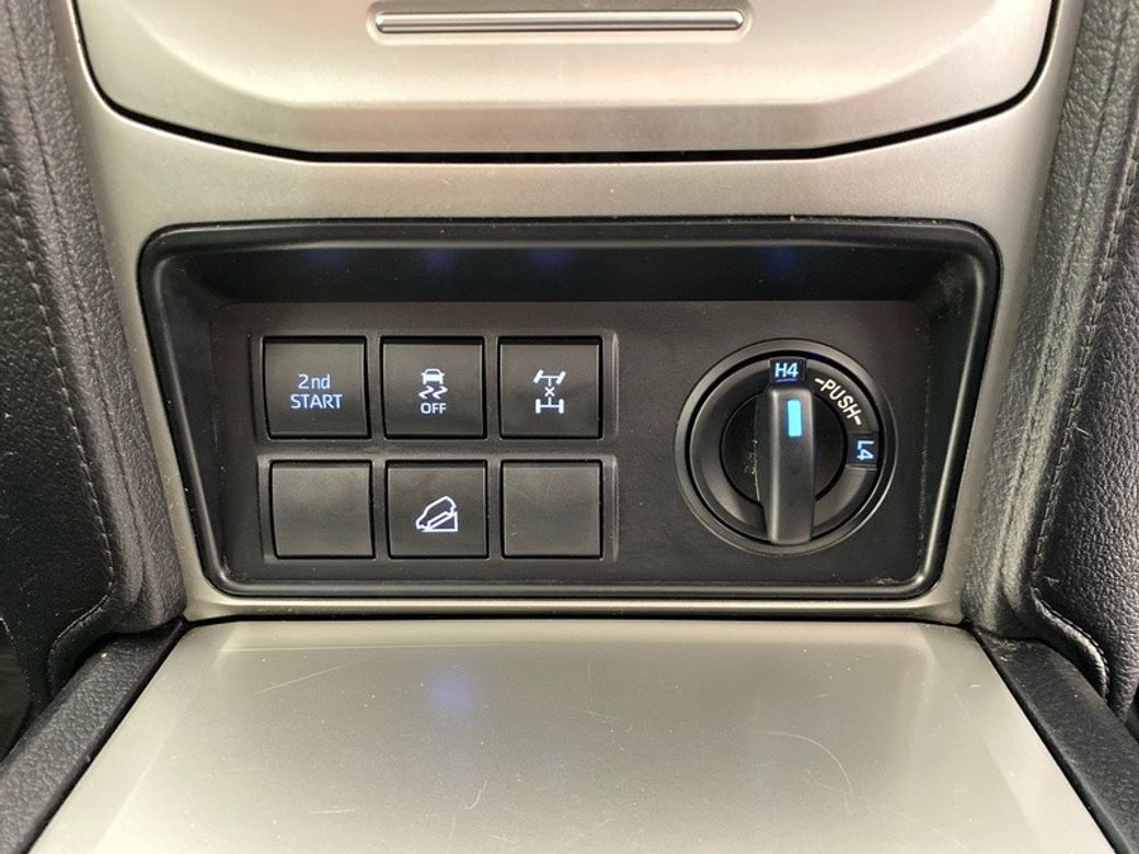 2021 Toyota Landcruiser