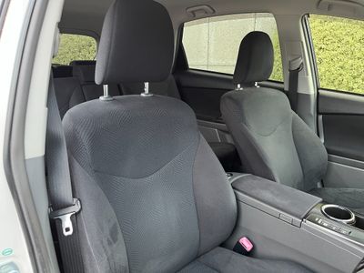 2014 Toyota Prius Alpha