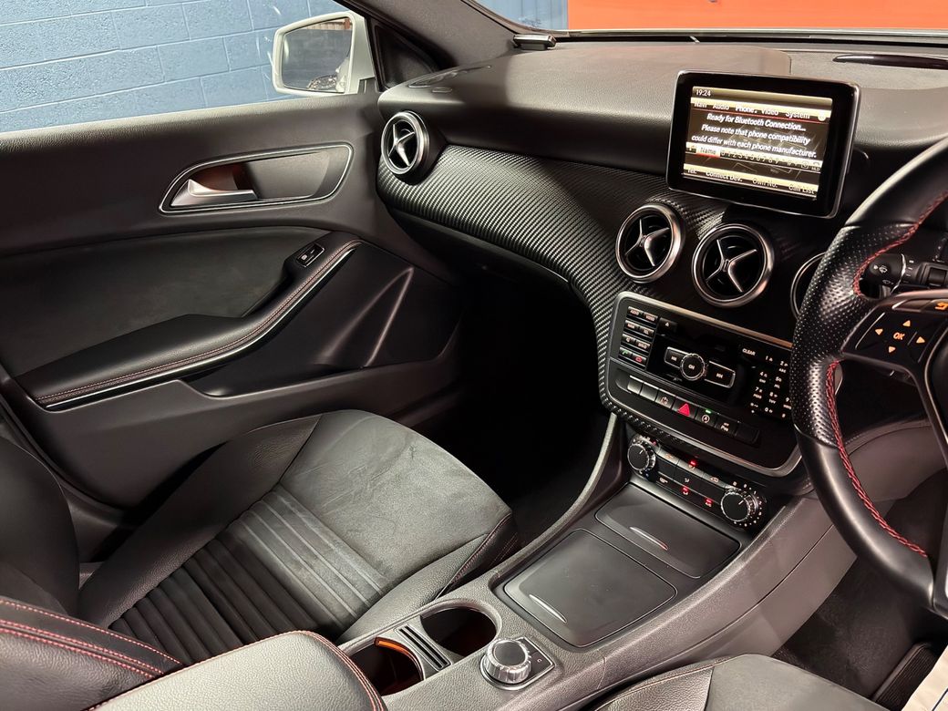 2015 Mercedes-Benz A 180