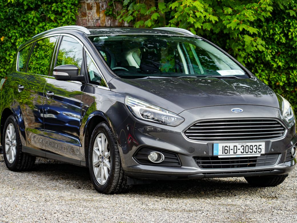 2016 Ford S-Max