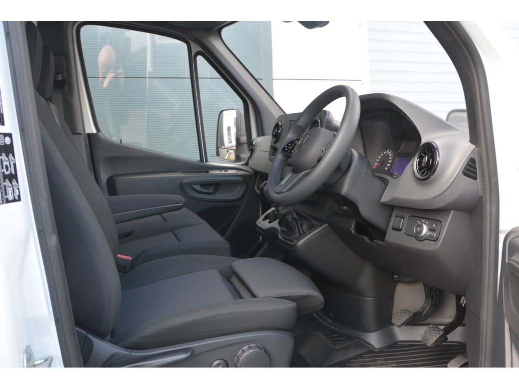 2025 Mercedes-Benz Sprinter