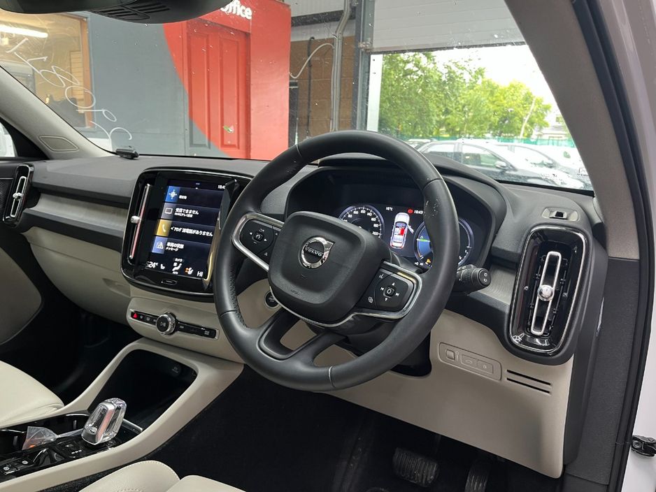 2021 Volvo XC40