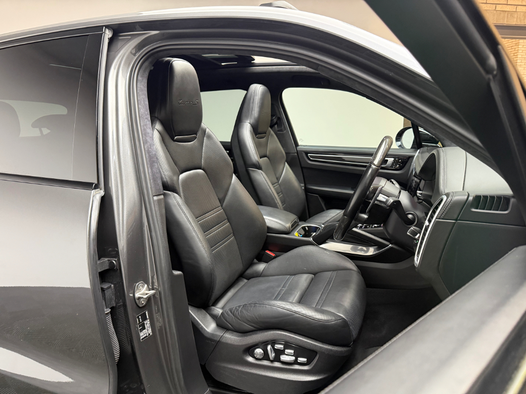 2020 Porsche Cayenne