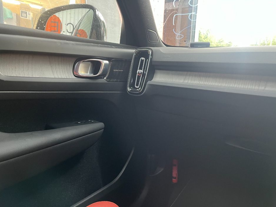 2021 Volvo XC40