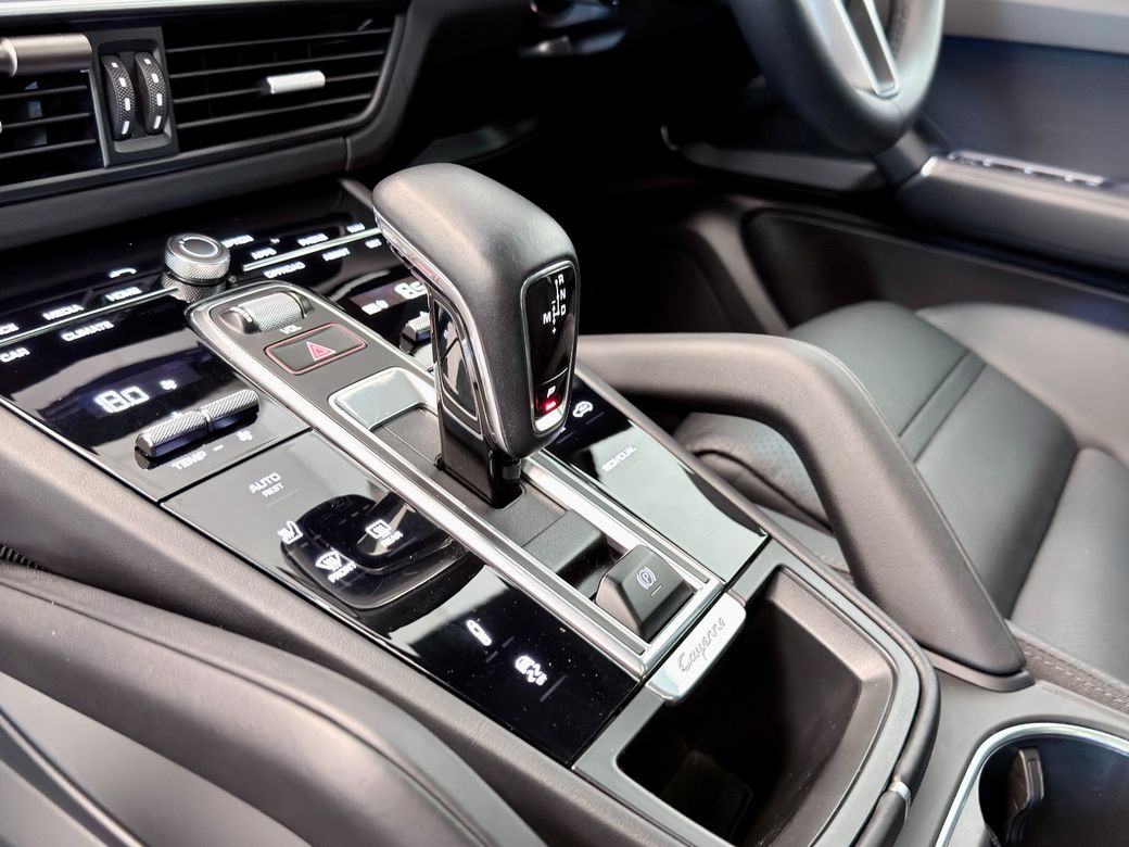 2023 Porsche Cayenne