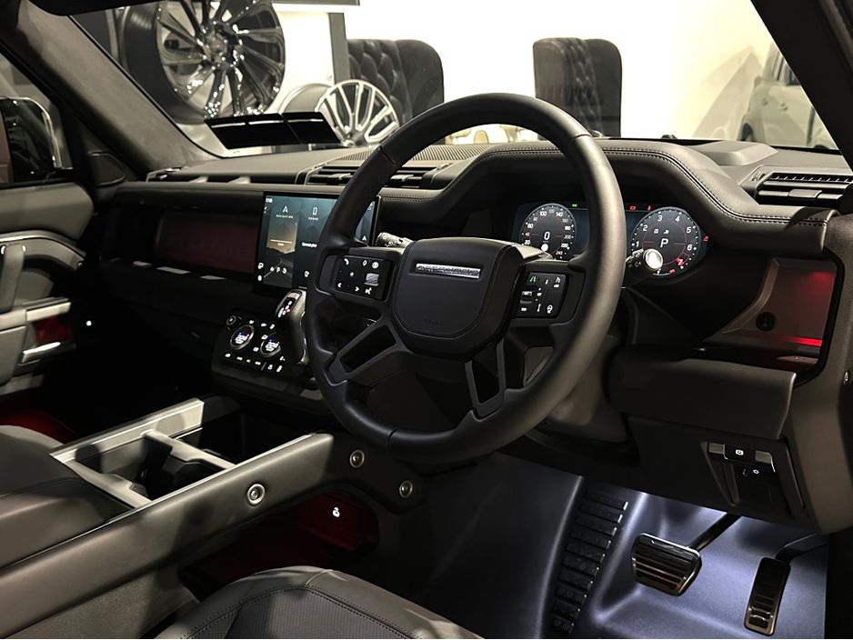 2025 Land Rover Defender