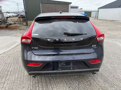 2016 Volvo V40