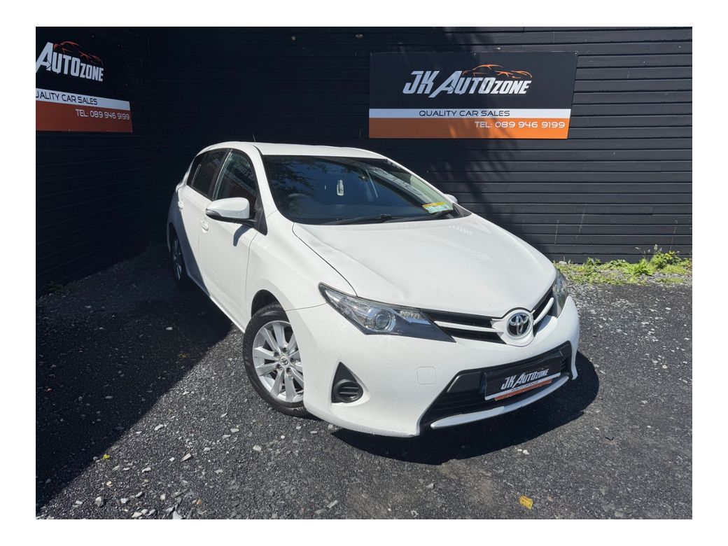 2015 Toyota Auris