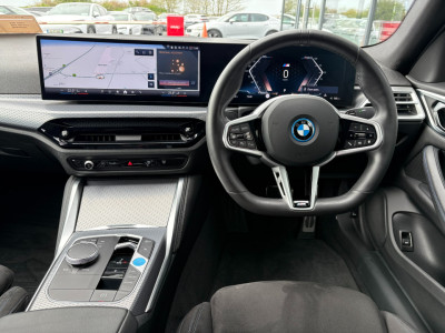2024 BMW i4