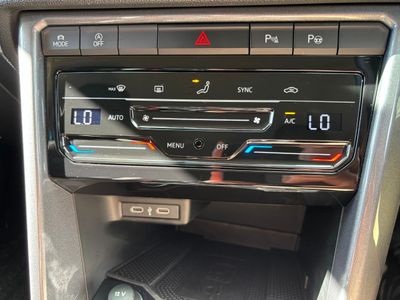 2024 Volkswagen T-Roc