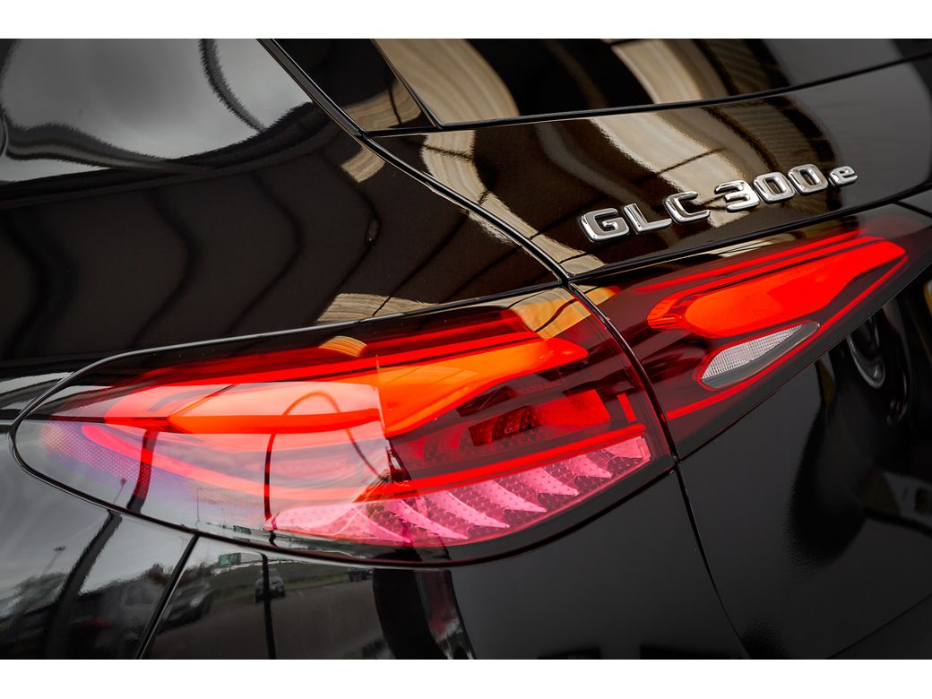 2025 Mercedes-Benz GLC Class
