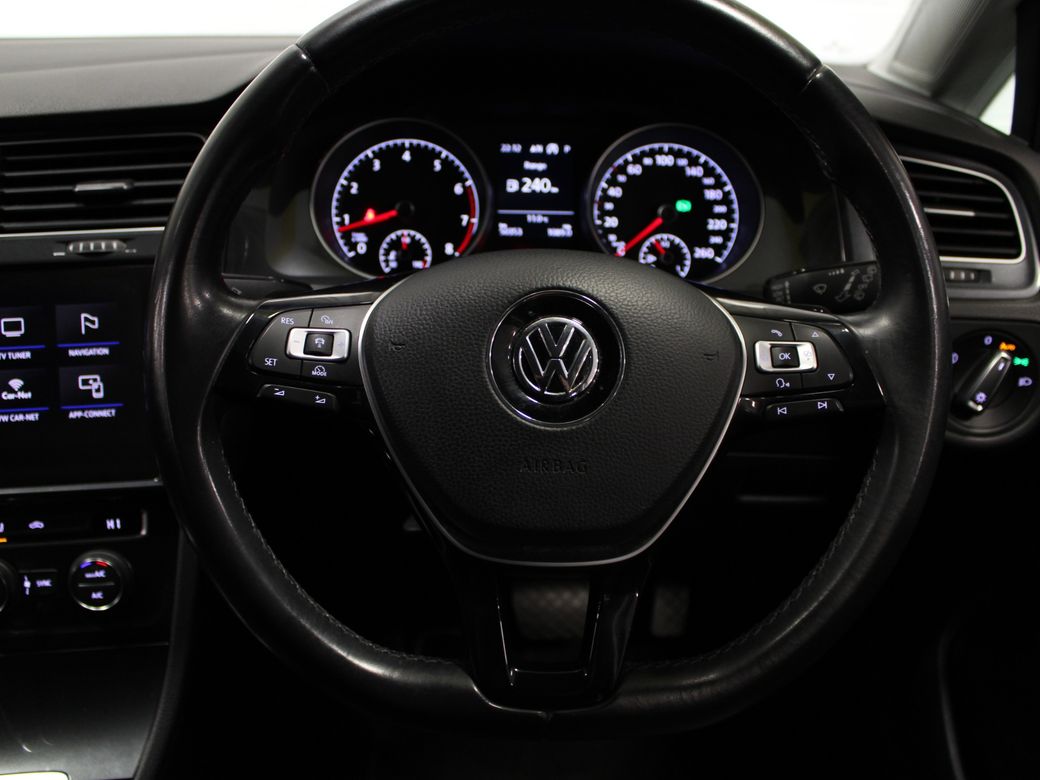 2017 Volkswagen Golf
