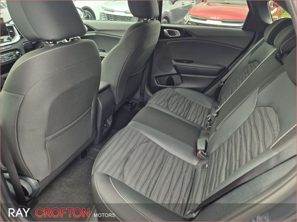2025 Kia Ceed