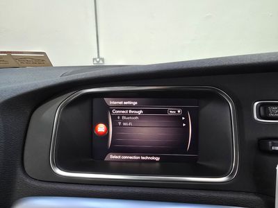 2018 Volvo V40